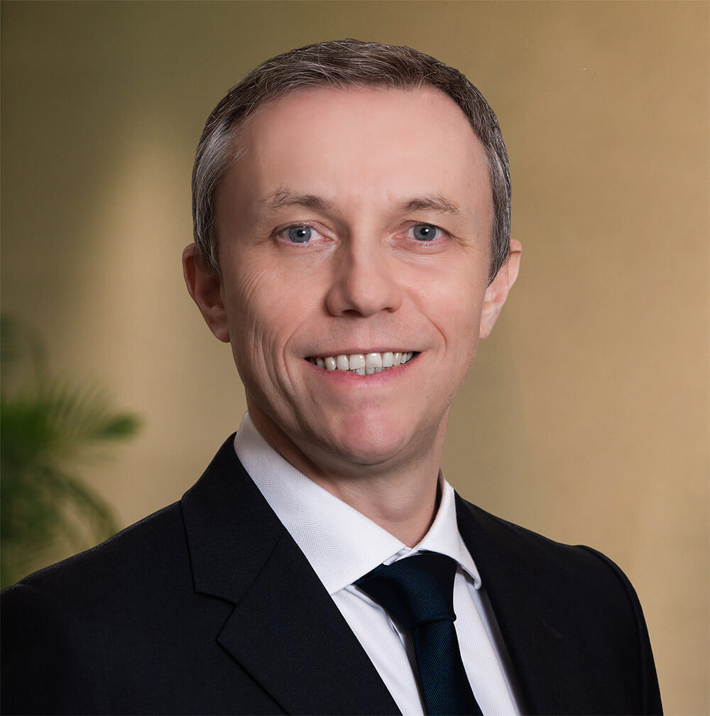 {Profile image:  David Moffat